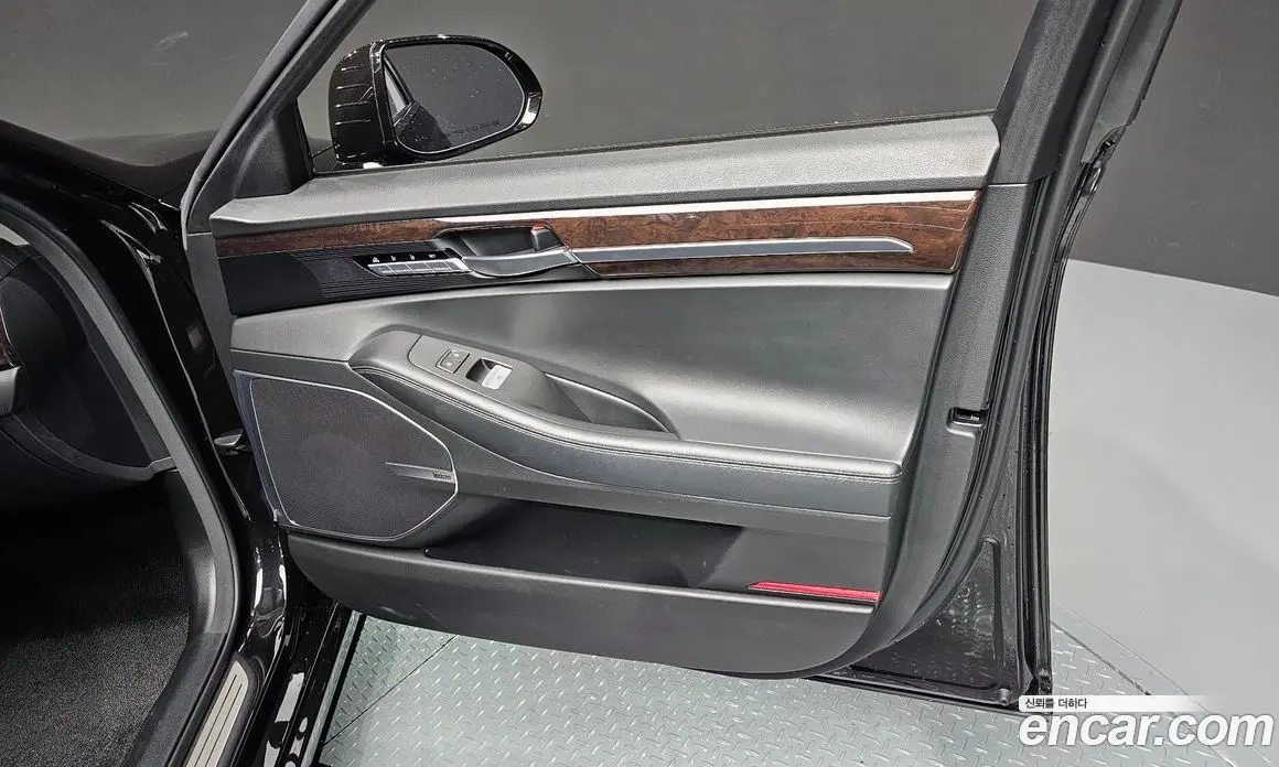 Genesis EQ900 2017 3.8 автомат (гидро), фото 15