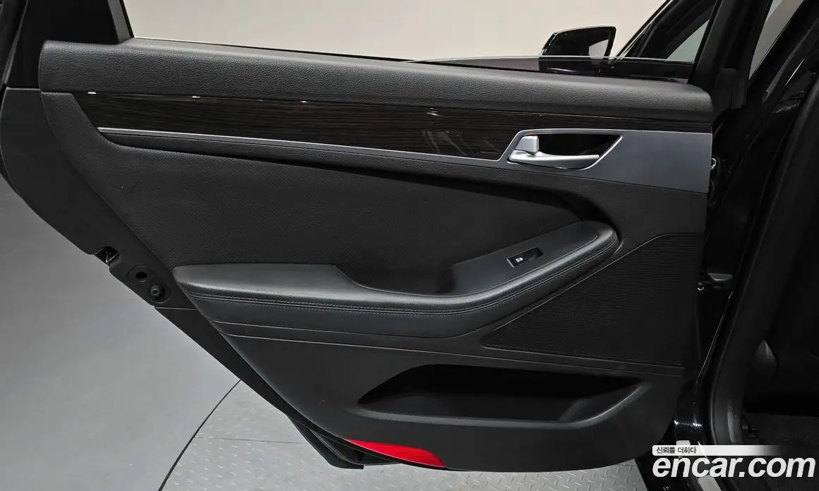 Genesis G80 2016 3.3 автомат (гидро), фото 15