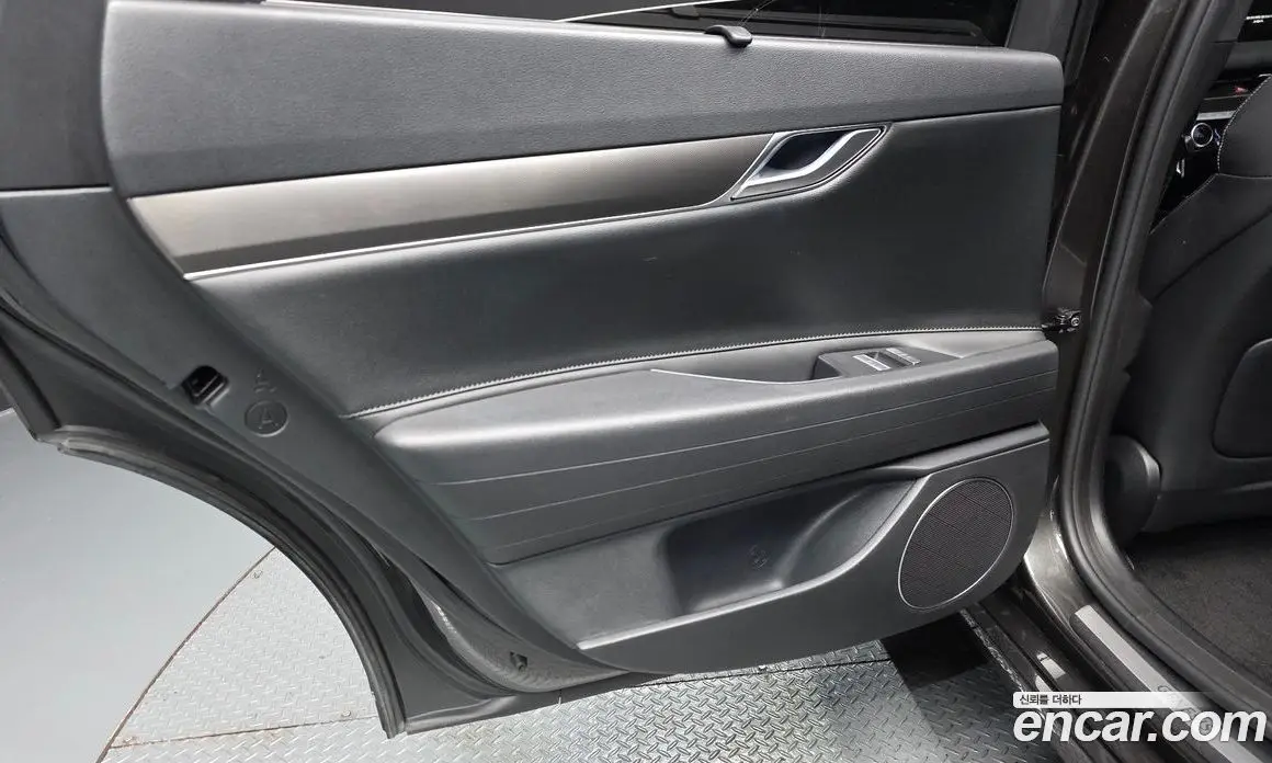 Genesis G80 2022 2.5 автомат (гидро), фото 15