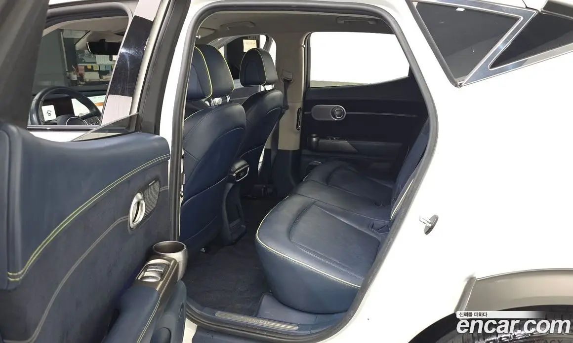 Genesis GV60 2022 0.1 автомат (гидро), фото 17