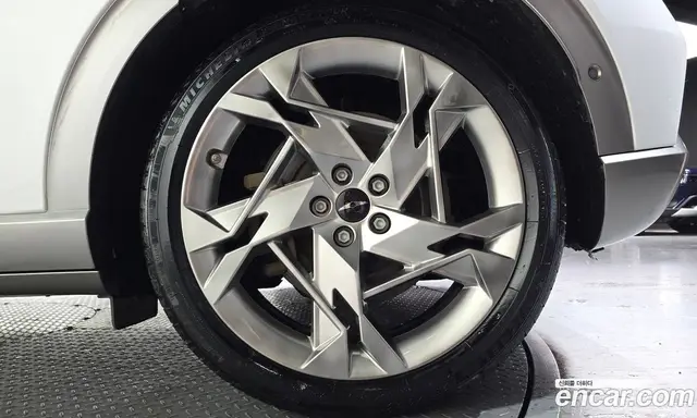 Genesis GV60 2022 0.1 автомат (гидро), миниатюра 7