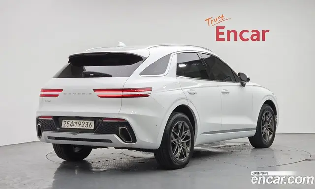 Genesis GV70 2022 2.5 автомат (гидро), миниатюра 2