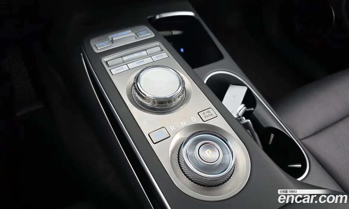 Genesis GV70 2022 2.5 автомат (гидро), фото 9