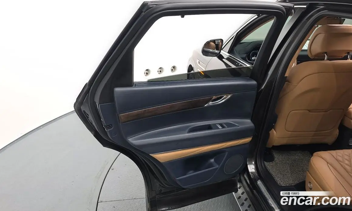 Genesis GV80 2023 2.5 автомат (гидро), фото 14