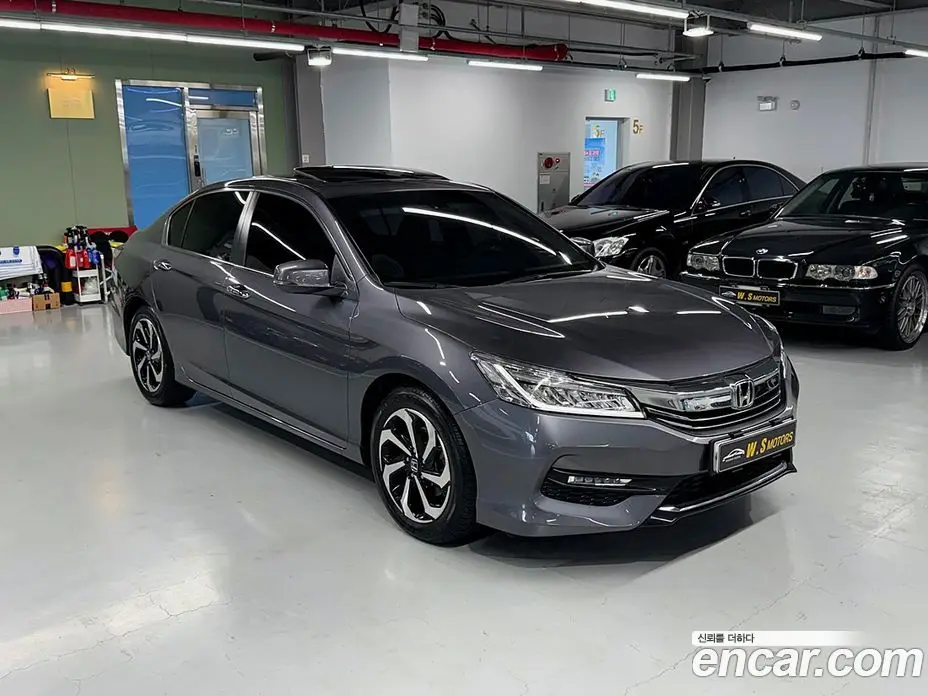 Honda Accord 2016 2.4 автомат (гидро), фото 3 Honda Accord 2016 2.4 автомат (гидро), фото 3