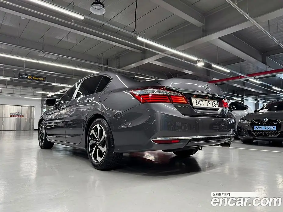 Honda Accord 2016 2.4 автомат (гидро), фото 5 Honda Accord 2016 2.4 автомат (гидро), фото 5