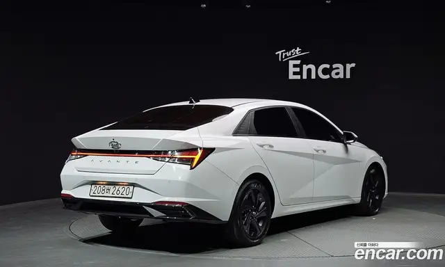 Hyundai Avante 2020 1.6 автомат (гидро), миниатюра 2