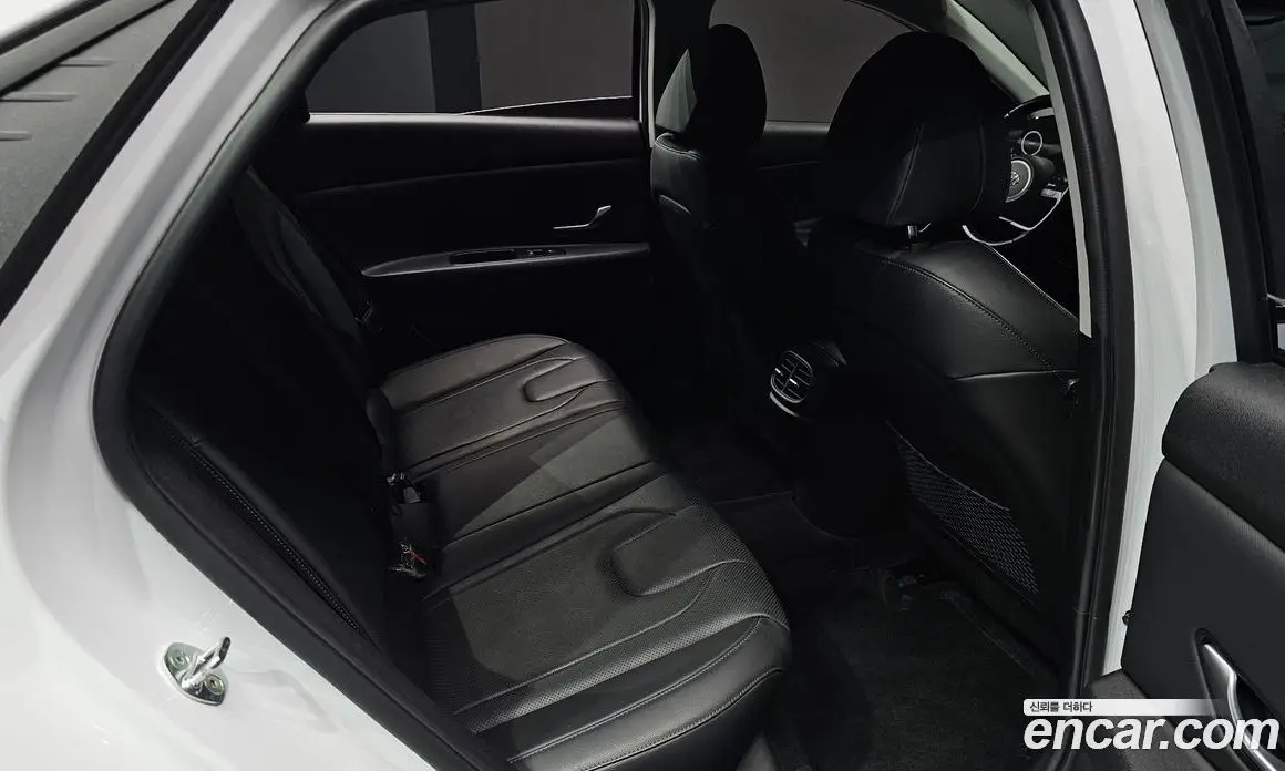 Hyundai Avante 2020 1.6 автомат (гидро), фото 16