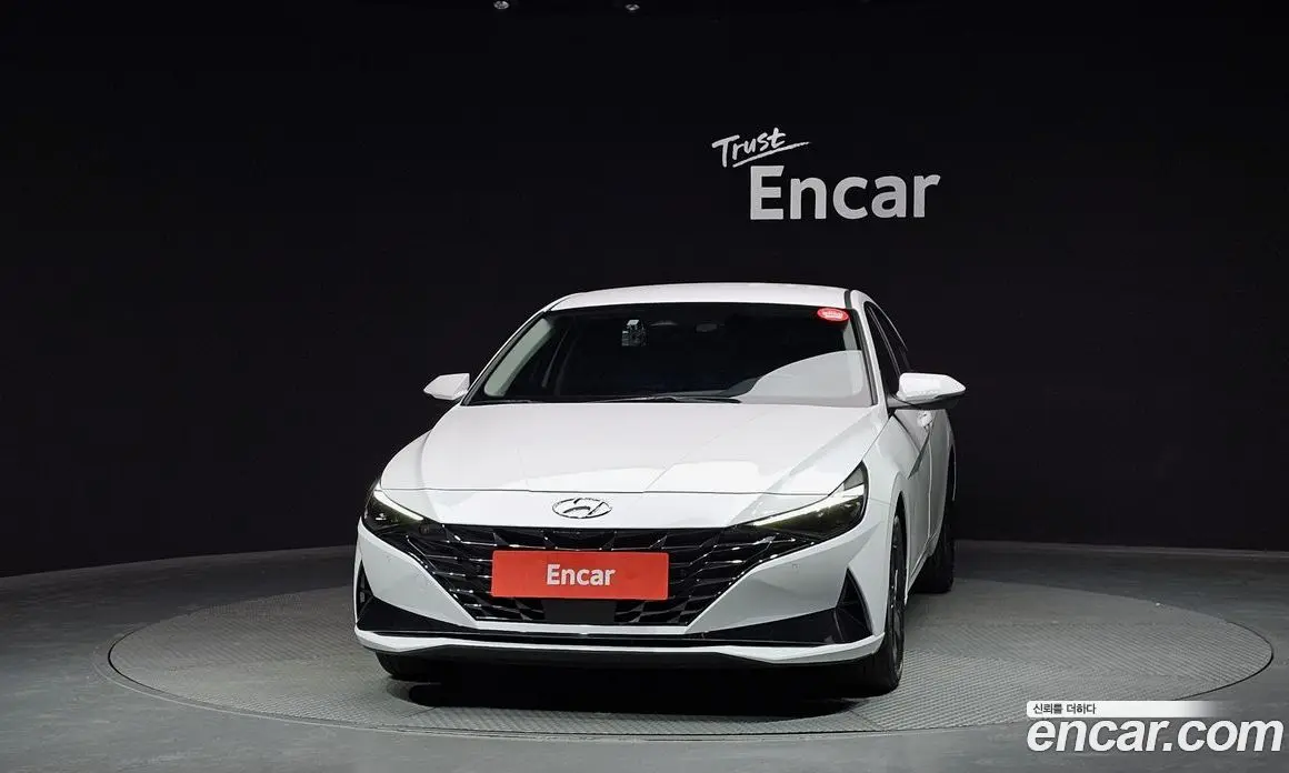 Hyundai Avante 2020 1.6 автомат (гидро), фото 3