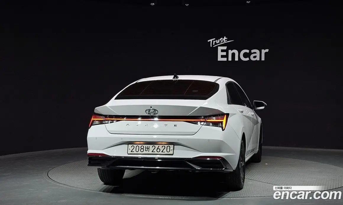 Hyundai Avante 2020 1.6 автомат (гидро), фото 4