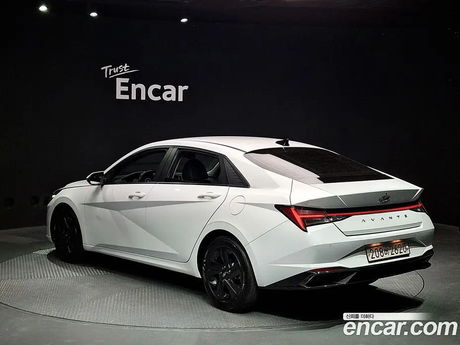 Hyundai Avante 2020 1.6 автомат (гидро), фото 39