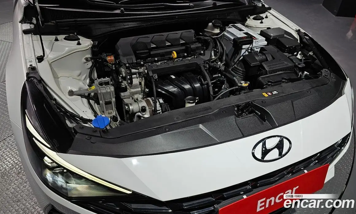 Hyundai Avante 2020 1.6 автомат (гидро), фото 6