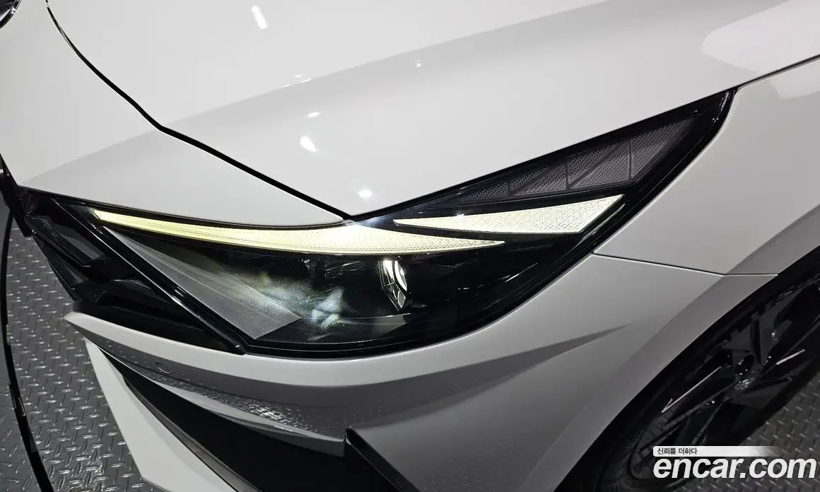 Hyundai Avante 2020 1.6 автомат (гидро), фото 8