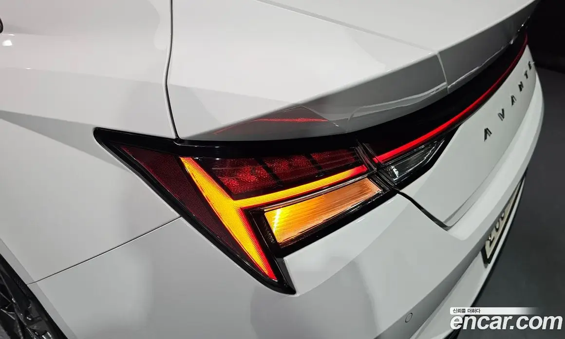 Hyundai Avante 2020 1.6 автомат (гидро), фото 9