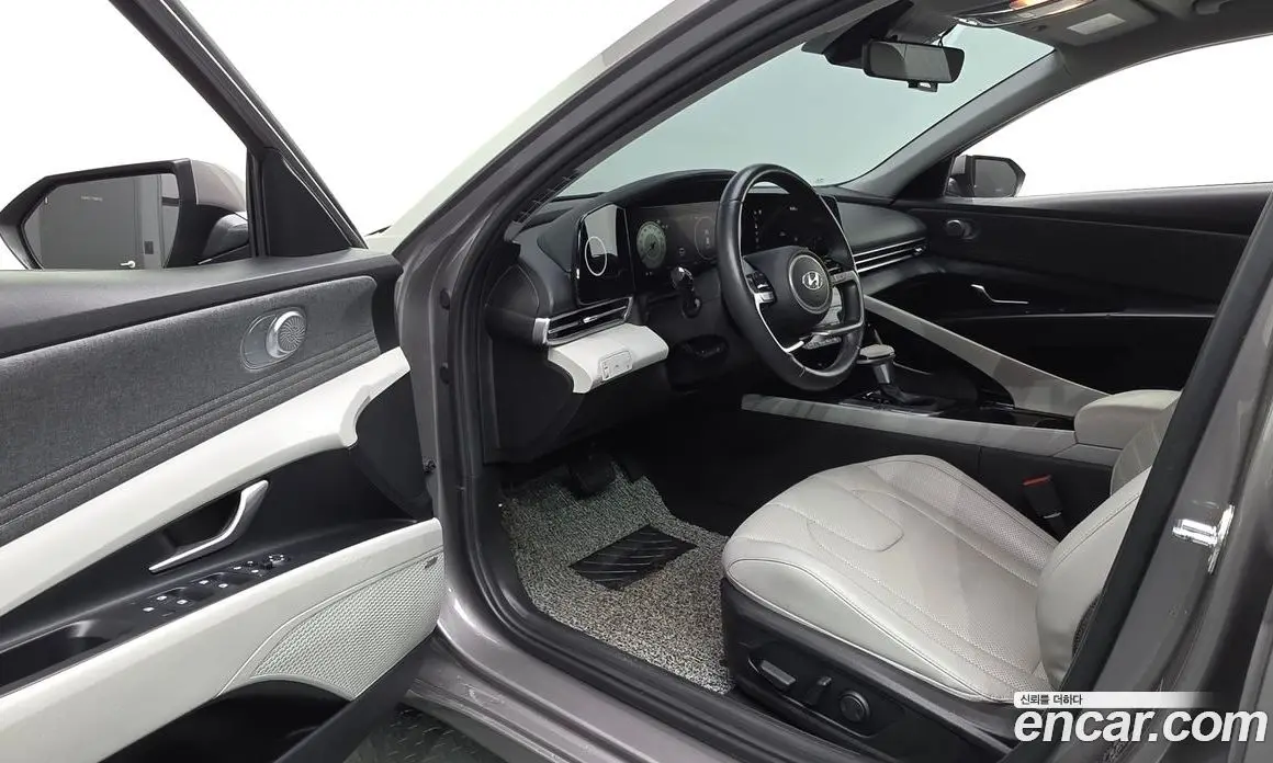 Hyundai Avante 2020 1.6 автомат (гидро), фото 13