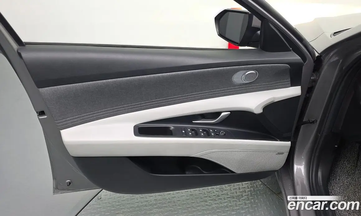 Hyundai Avante 2020 1.6 автомат (гидро), фото 14