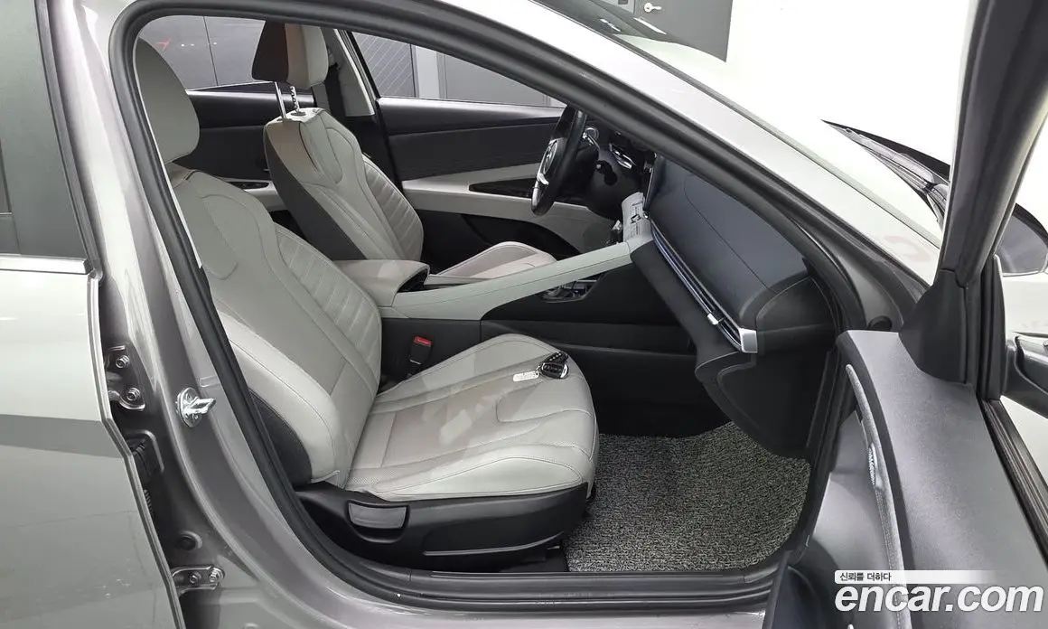 Hyundai Avante 2020 1.6 автомат (гидро), фото 16
