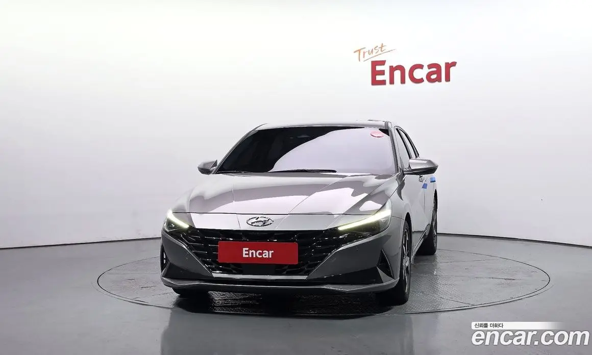 Hyundai Avante 2020 1.6 автомат (гидро), фото 3