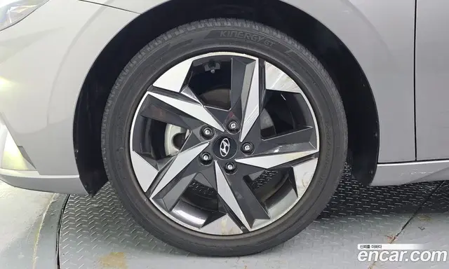 Hyundai Avante 2020 1.6 автомат (гидро), миниатюра 5