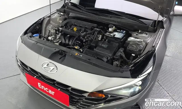 Hyundai Avante 2020 1.6 автомат (гидро), миниатюра 6