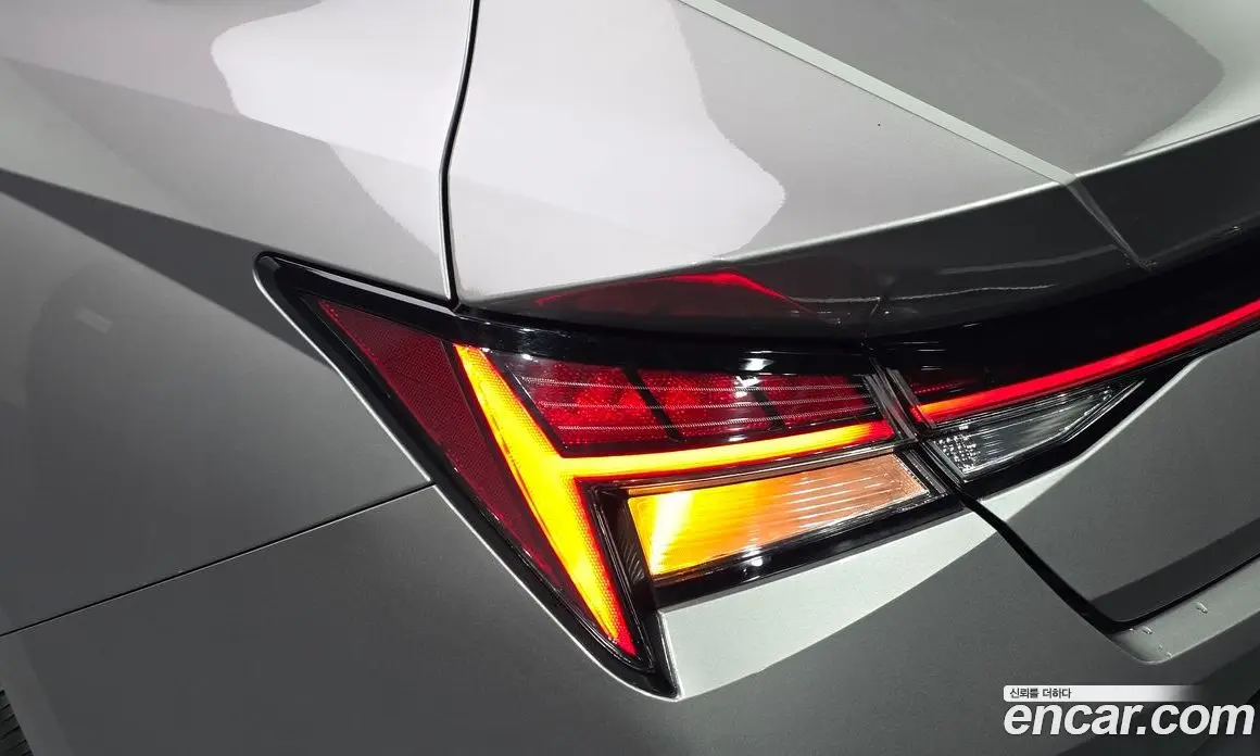 Hyundai Avante 2020 1.6 автомат (гидро), фото 9