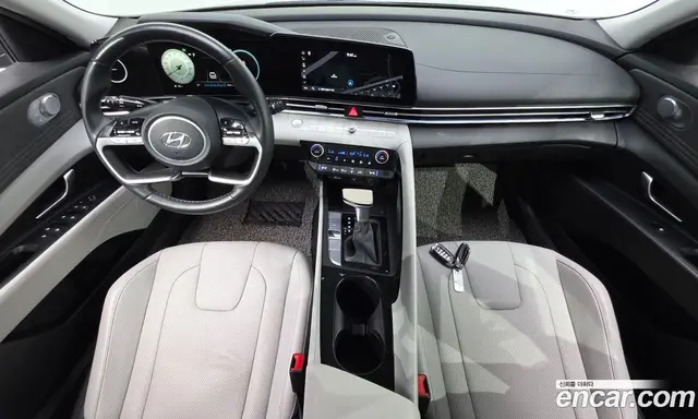 Hyundai Avante 2020 1.6 автомат (гидро), миниатюра 10