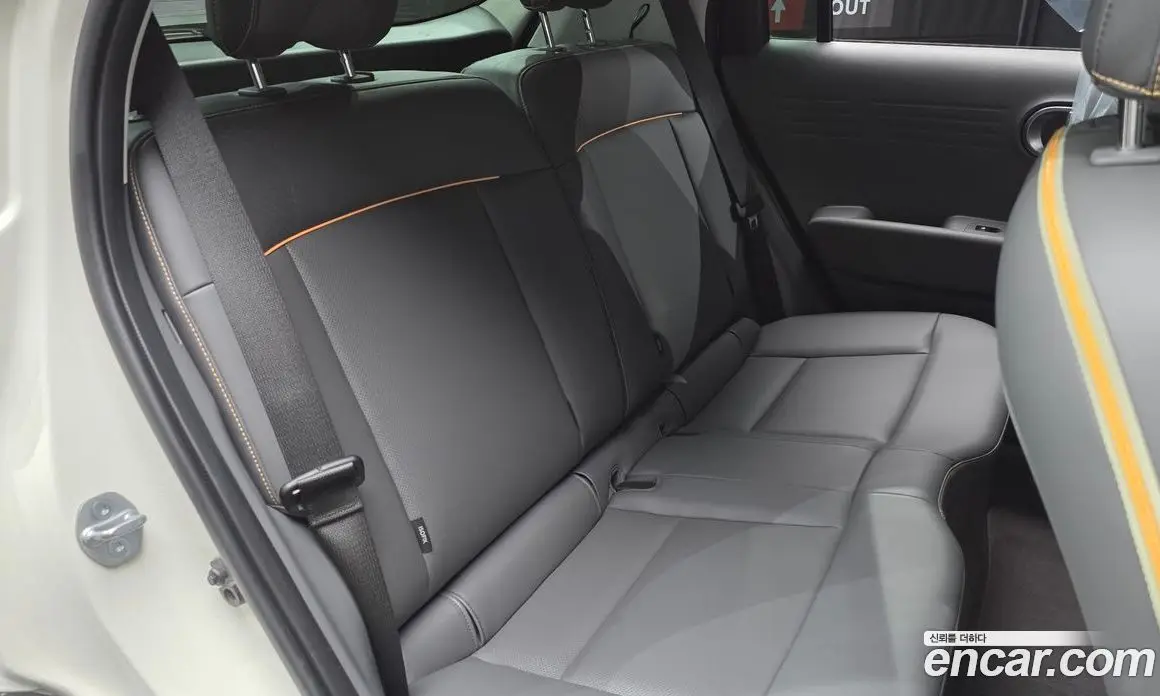 Hyundai Casper 2023 1.0 автомат (гидро), фото 12