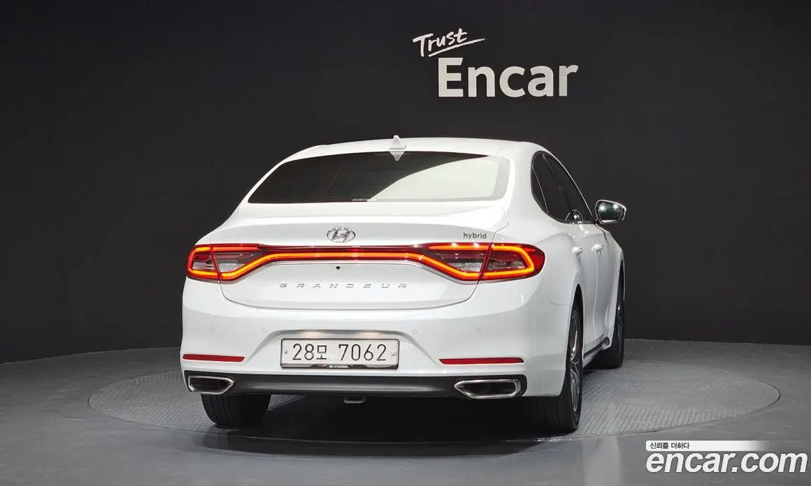 Hyundai Grandeur 2018 2.4 автомат (гидро), фото 4 Hyundai Grandeur 2018 2.4 автомат (гидро), фото 4