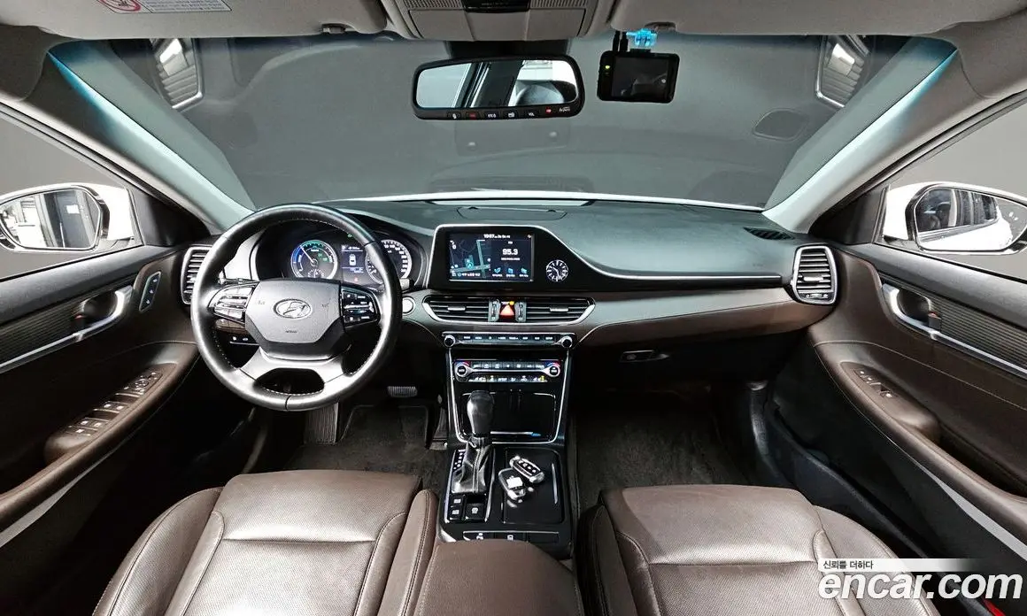 Hyundai Grandeur 2018 2.4 автомат (гидро), фото 7 Hyundai Grandeur 2018 2.4 автомат (гидро), фото 7
