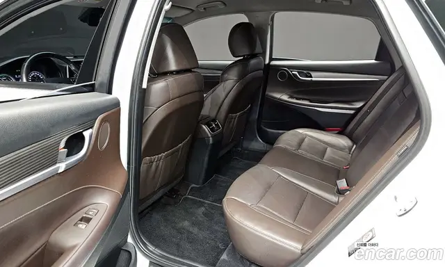 Hyundai Grandeur 2018 2.4 автомат (гидро), миниатюра 10 Hyundai Grandeur 2018 2.4 автомат (гидро), миниатюра 10