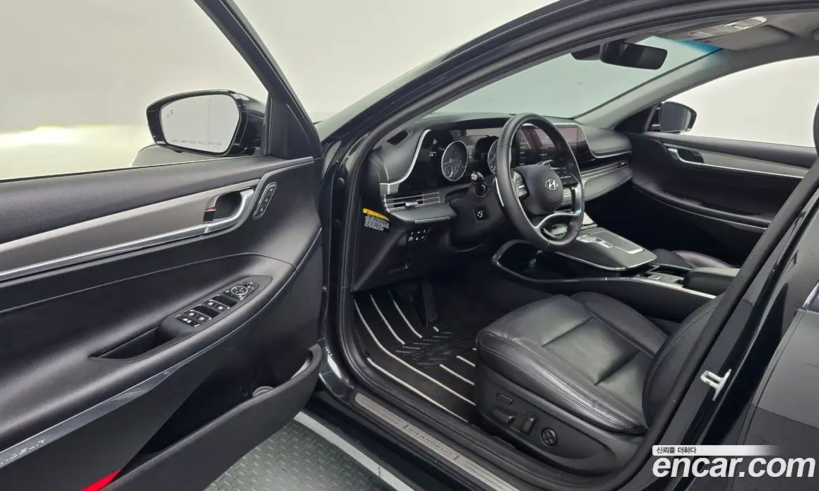 Hyundai Grandeur 2019 2.5 автомат (гидро), фото 13