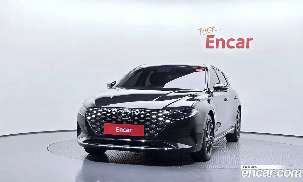 Hyundai Grandeur 2019 2.5 автомат (гидро), фото 3
