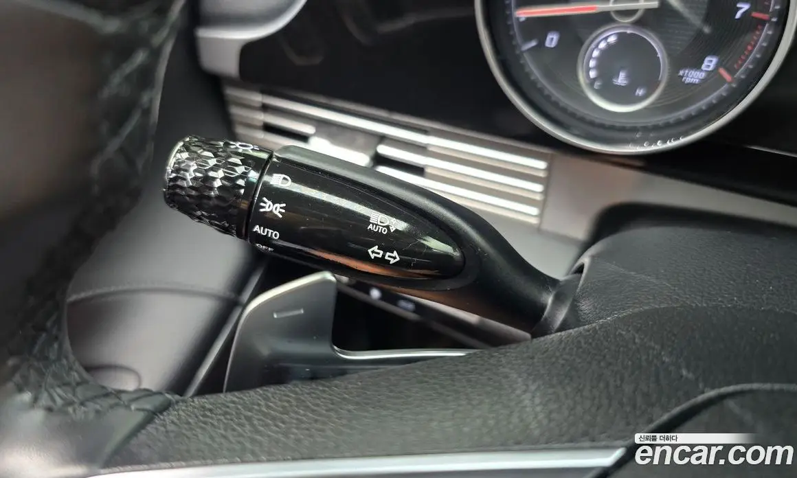 Hyundai Grandeur 2019 2.5 автомат (гидро), фото 28