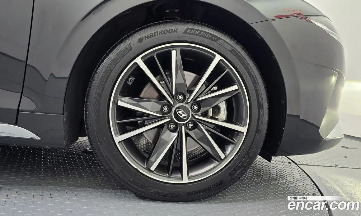 Hyundai Grandeur 2019 2.5 автомат (гидро), фото 7