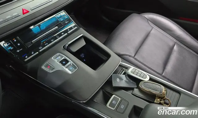 Hyundai Grandeur 2021 3.3 автомат (гидро), миниатюра 9