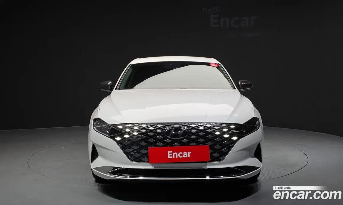 Hyundai Grandeur 2022 3.3 автомат (гидро), фото 3
