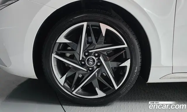 Hyundai Grandeur 2022 3.3 автомат (гидро), миниатюра 5