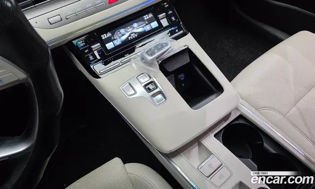 Hyundai Grandeur 2022 3.3 автомат (гидро), миниатюра 9