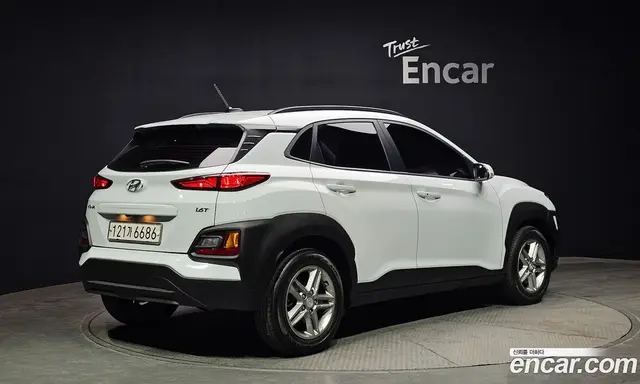 Hyundai Kona 2017 1.6 автомат (гидро), миниатюра 2