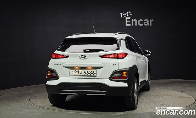 Hyundai Kona 2017 1.6 автомат (гидро), миниатюра 4