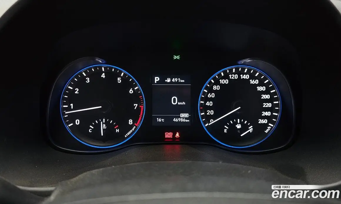 Hyundai Kona 2017 1.6 автомат (гидро), фото 8
