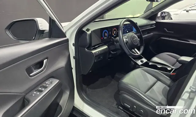 Hyundai Kona 2023 1.6 автомат (гидро), миниатюра 11