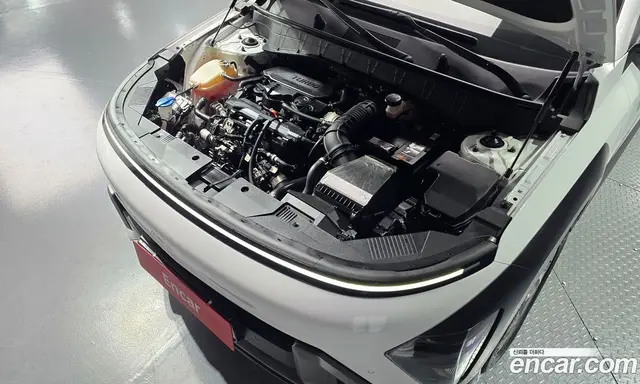Hyundai Kona 2023 1.6 автомат (гидро), миниатюра 6