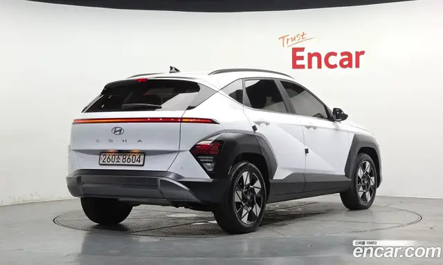 Hyundai Kona 2023 1.6 автомат (гидро), миниатюра 2