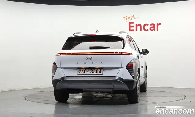 Hyundai Kona 2023 1.6 автомат (гидро), миниатюра 4