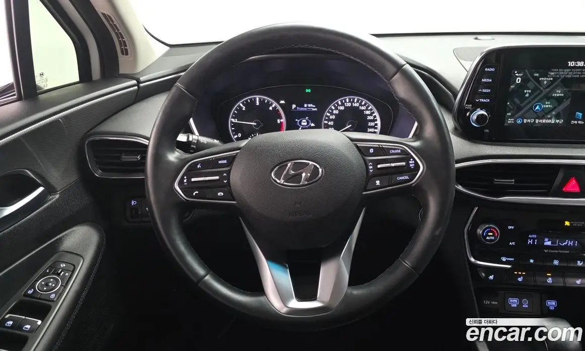 Hyundai Santa Fe 2019 2.0 автомат (гидро), фото 12