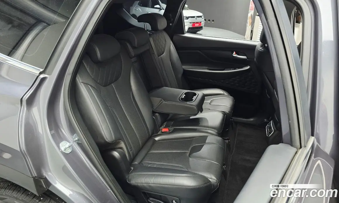 Hyundai Santa Fe 2022 1.6 автомат (гидро), фото 16