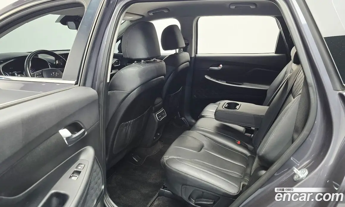 Hyundai Santa Fe 2022 1.6 автомат (гидро), фото 17