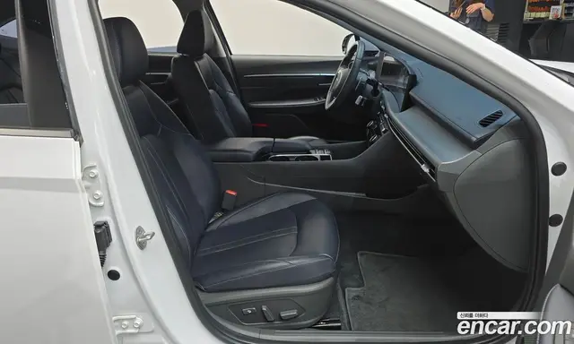 Hyundai Sonata 2023 1.6 автомат (гидро), миниатюра 11 Hyundai Sonata 2023 1.6 автомат (гидро), миниатюра 11