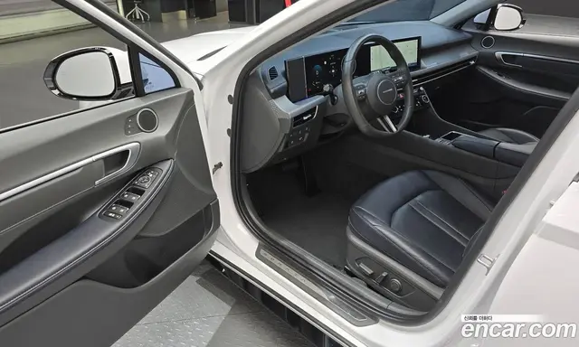 Hyundai Sonata 2023 1.6 автомат (гидро), миниатюра 10 Hyundai Sonata 2023 1.6 автомат (гидро), миниатюра 10